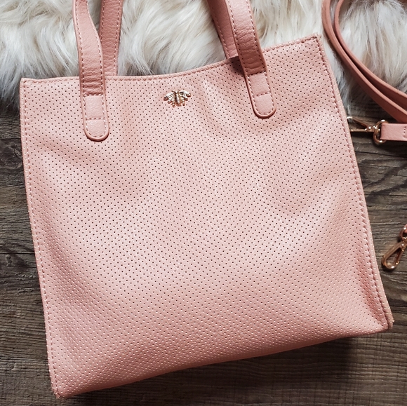Lauren Conrad Shoulder Bag - Picture 3 of 11